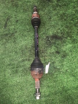 ПРИВОД НА NISSAN LEAF ZE1 EM57