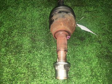 ПРИВОД НА NISSAN LEAF ZE1 EM57