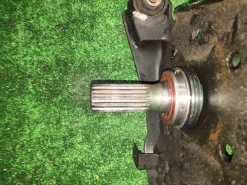 ПРИВОД НА ISUZU WIZARD UES25FW 6VD1