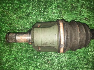 ПРИВОД НА MITSUBISHI CHARIOT GRANDIS N84W 4G64