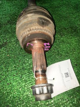 ПРИВОД НА TOYOTA NOAH ZRR70G 3ZR-FE