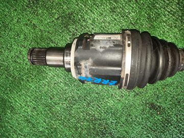 ПРИВОД НА TOYOTA NOAH ZRR70G 3ZR-FE