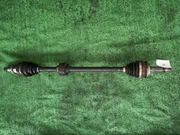 ПРИВОД НА TOYOTA AQUA NHP10 1NZ-FXE