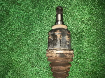 ПРИВОД НА TOYOTA NOAH AZR60G 1AZ-FSE