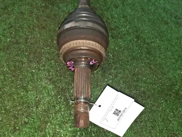 ПРИВОД НА TOYOTA ISIS ZGM10W 2ZR-FAE