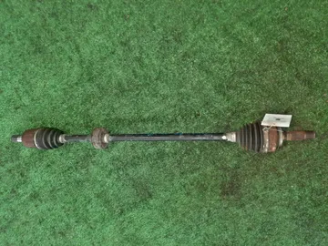 ПРИВОД НА HONDA FIT GD1 L13A