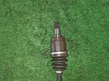 ПРИВОД НА HONDA FIT GD1 L13A