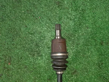 ПРИВОД НА HONDA FIT GD1 L13A