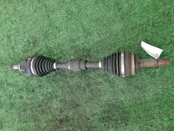 ПРИВОД НА TOYOTA ISIS ZGM10W 2ZR-FAE