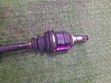 ПРИВОД НА TOYOTA ISIS ZNM10G 1ZZ-FE