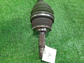 ПРИВОД НА NISSAN RNESSA N30 SR20DE