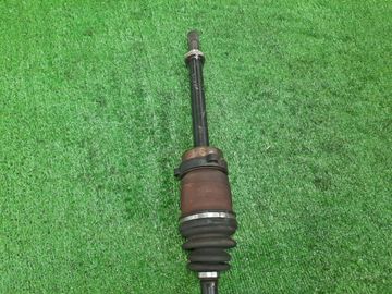 ПРИВОД НА NISSAN RNESSA N30 SR20DE