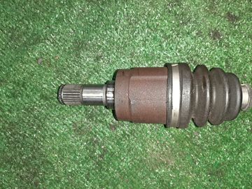 ПРИВОД НА HONDA FIT GD1 L13A