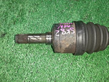 ПРИВОД НА NISSAN VANETTE SK82MN F8