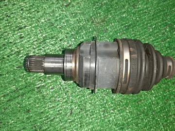 ПРИВОД НА DAIHATSU MIRA TOCOT LA550S KF