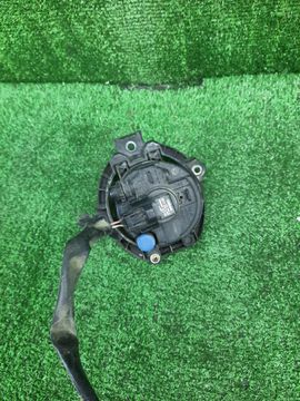 ПРОТИВОТУМАНКА НА TOYOTA ISIS ZNM10G