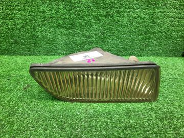 ПРОТИВОТУМАНКА НА TOYOTA PROGRES JCG10