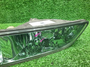 ПРОТИВОТУМАНКА НА TOYOTA PROGRES JCG10