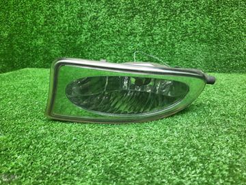 ПРОТИВОТУМАНКА НА TOYOTA BREVIS JCG10