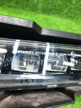 ПРОТИВОТУМАНКА НА HONDA VEZEL RV5