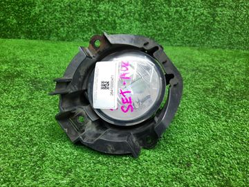 ПРОТИВОТУМАНКА НА TOYOTA COROLLA FIELDER ZRE142G