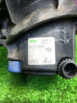 ПРОТИВОТУМАНКА НА TOYOTA COROLLA FIELDER ZRE142G