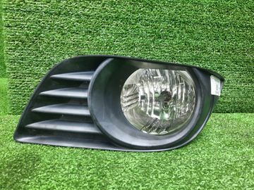 ПРОТИВОТУМАНКА НА TOYOTA IPSUM ACM21W