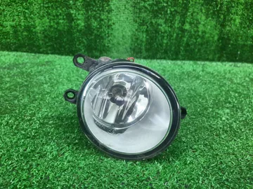 ПРОТИВОТУМАНКА НА TOYOTA BB QNC20