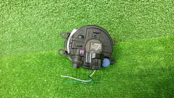 ПРОТИВОТУМАНКА НА TOYOTA COROLLA FIELDER NZE141G