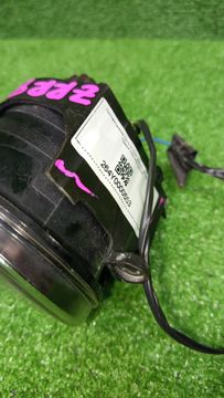 ПРОТИВОТУМАНКА НА TOYOTA VOXY ZRR85G