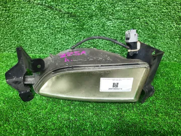 ПРОТИВОТУМАНКА НА MITSUBISHI COLT Z25A