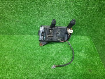 ПРОТИВОТУМАНКА НА TOYOTA TOWN ACE NOAH SR40G