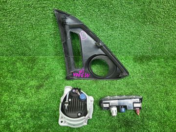 ПРОТИВОТУМАНКА НА TOYOTA ROOMY M900A