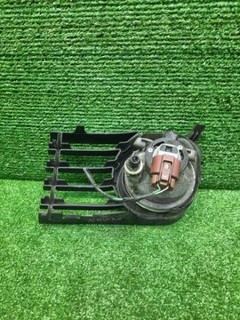 ПРОТИВОТУМАНКА НА TOYOTA PRIUS NHW20