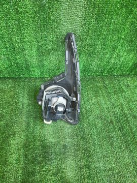 ПРОТИВОТУМАНКА НА TOYOTA VITZ KSP130