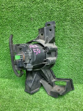 ПРОТИВОТУМАНКА НА TOYOTA ESTIMA ACR50W