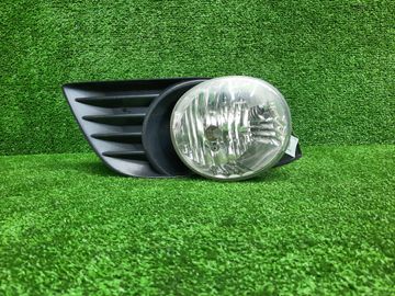 ПРОТИВОТУМАНКА НА TOYOTA IPSUM ACM21W