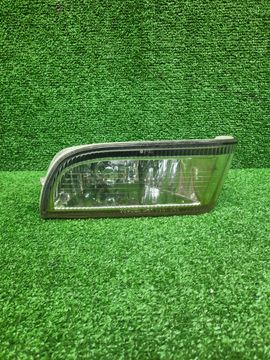 ПРОТИВОТУМАНКА НА TOYOTA CARINA AT212