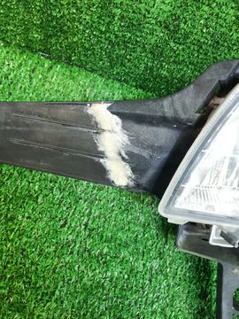 ПРОТИВОТУМАНКА НА TOYOTA ESTIMA ACR50W