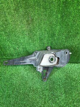 ПРОТИВОТУМАНКА НА TOYOTA ESTIMA ACR50W