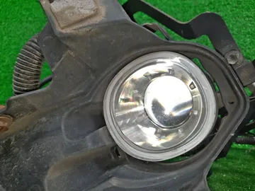 ПРОТИВОТУМАНКА НА TOYOTA ESTIMA GSR50W
