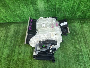 ПЕЧКА САЛОНА НА HONDA VEZEL RV5