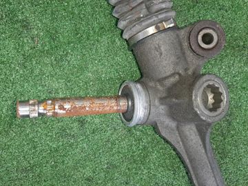 РУЛЕВАЯ РЕЙКА НА TOYOTA COROLLA  AXIO NZE144 1NZ-FE