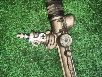 РУЛЕВАЯ РЕЙКА НА TOYOTA AVENSIS AZT251 2AZ-FSE