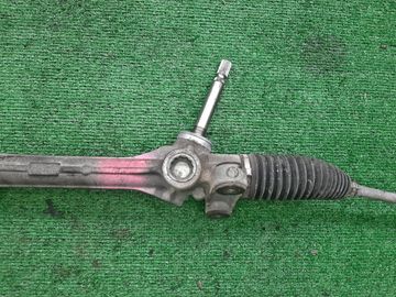 РУЛЕВАЯ РЕЙКА НА TOYOTA NOAH ZRR70G 3ZR-FE