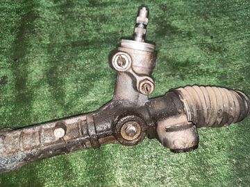 РУЛЕВАЯ РЕЙКА НА TOYOTA COROLLA ZZE122 1ZZ-FE