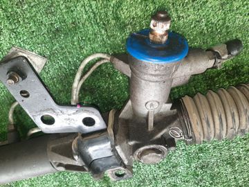 РУЛЕВАЯ РЕЙКА НА NISSAN SERENA TNC24 QR20DE