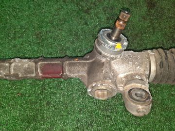 РУЛЕВАЯ РЕЙКА НА TOYOTA ISIS ZNM10W 1ZZ-FE