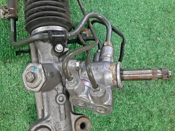 РУЛЕВАЯ РЕЙКА НА HONDA STREAM RN1 D17A
