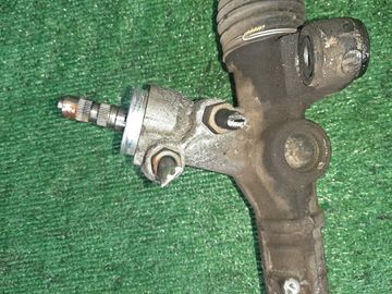 РУЛЕВАЯ РЕЙКА НА TOYOTA COROLLA ZZE122 1ZZ-FE